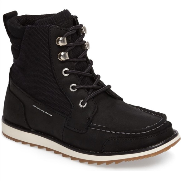 Sperry Kids | Dockyard Boot | Black | 3 - Picture 1 of 14
